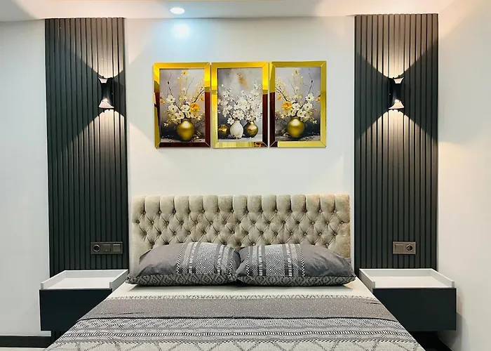 No3 Air Conditioning Smart Tv Comfortable Bed Luxury